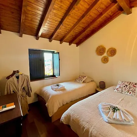 Pura Vida Matos House בית נופש Fafião