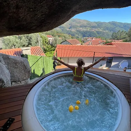 Pura Vida Matos House 펜션 Fafião